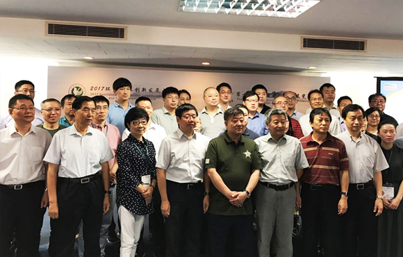 �л�Э���᳤��Ų��פ����������߽���������չ��