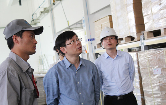 �Ϸʸ�����������������һ�е��й�������