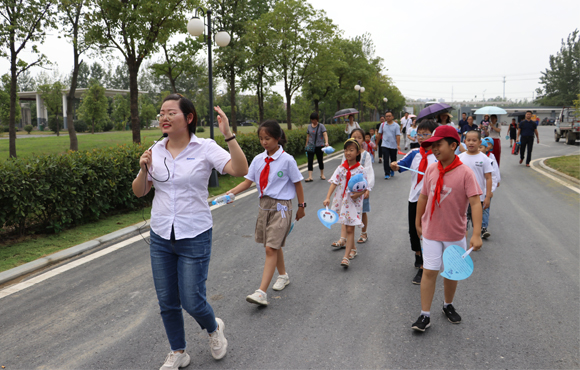 ���������ڶ��조����ǣС�֡���ҵ�������˶�Բ������