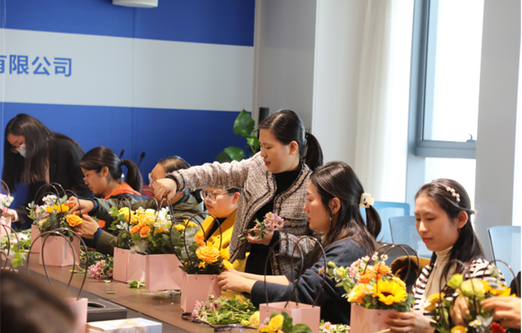 �������¡�ٳ���紺�����춹Ǯ�� - ��ȫ�ɿ��ĸ����ʽ����Ǯ����������ٳ�˽�ϵ���˶�