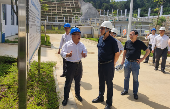 �����һ�и���������˾����