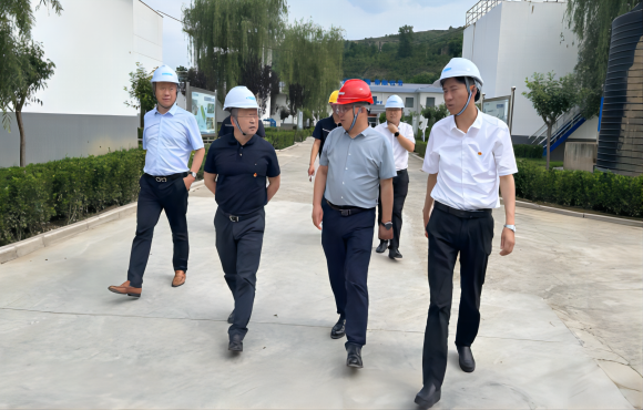 ������������Ӳ��о�����ʱح���һ�и����ݹ�����չ�Ӳ��о�����