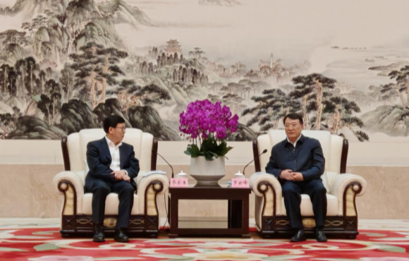 �μ�����Ϸ��г����Ʒ��������̸��